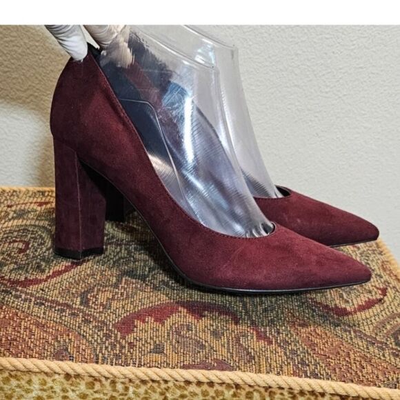 Marc Fisher Wine Suede Pointy Pumps Size 8.5 - Picture 1 of 8